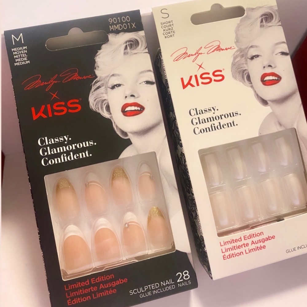 New Limited Edition Marilyn Monroe Press on Nails. By KISS. 2 pack.